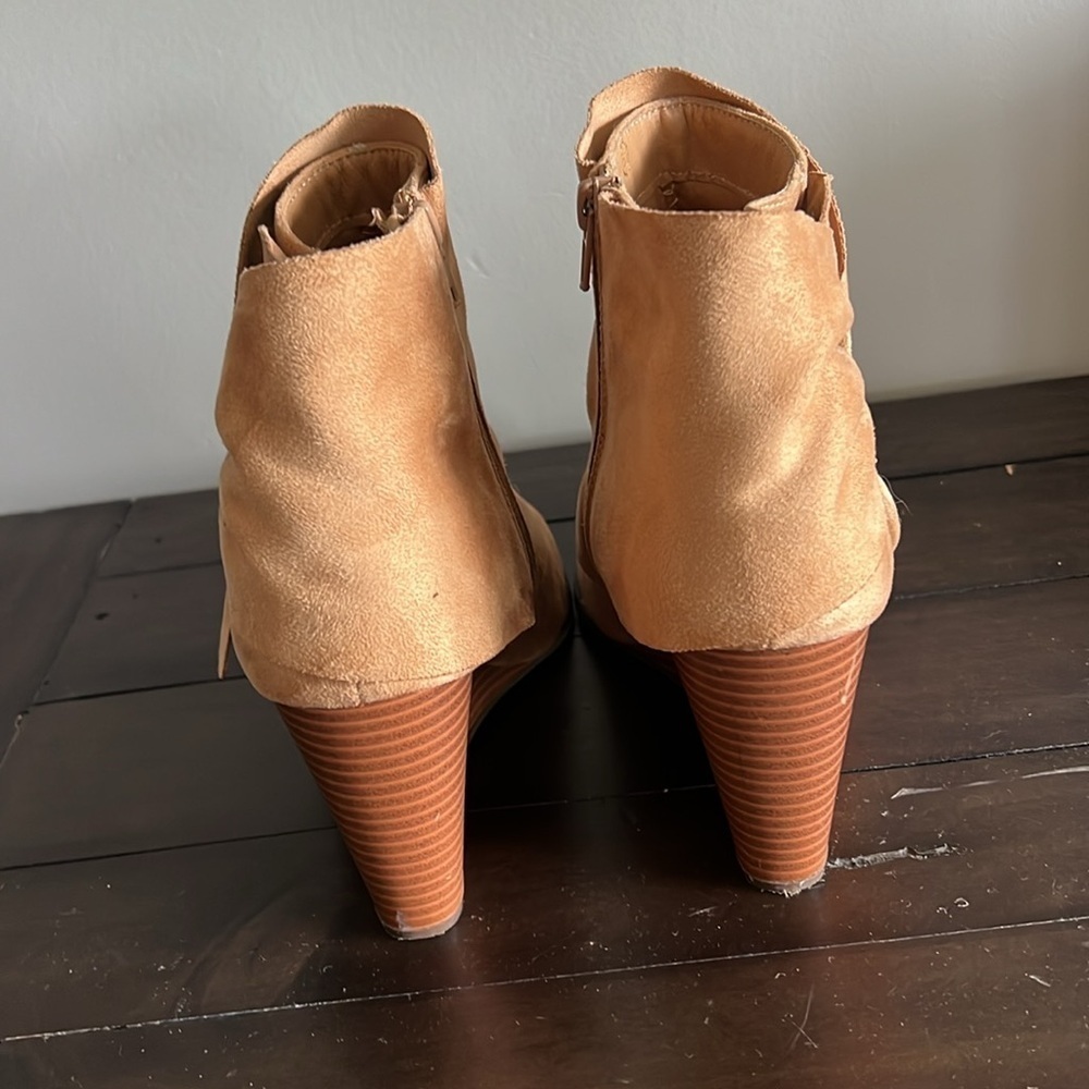 Suede booties - Picture 3 of 7